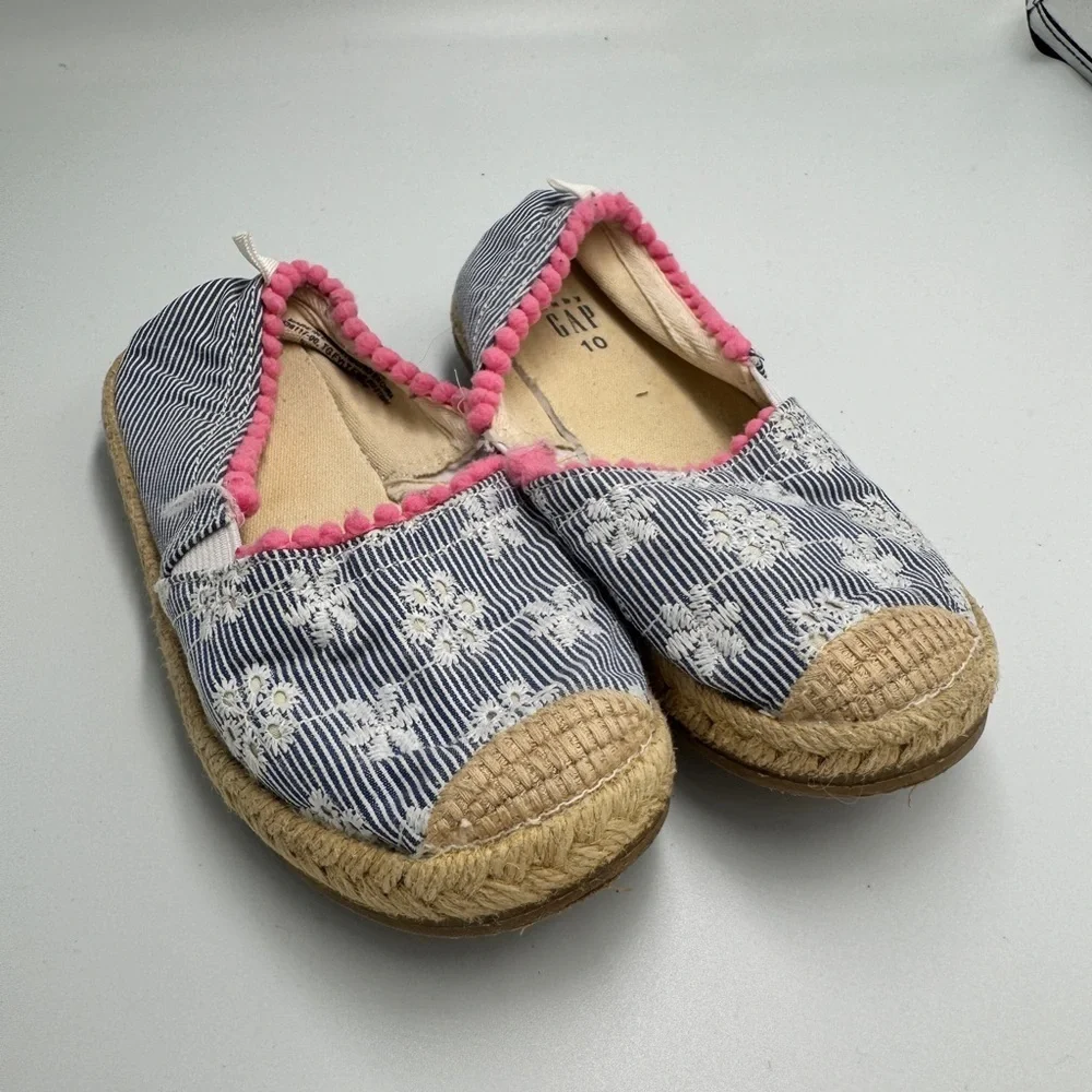 GAP Girls Size 10 Kids Striped Blue and Floral Rope Summer Slippers Shoes